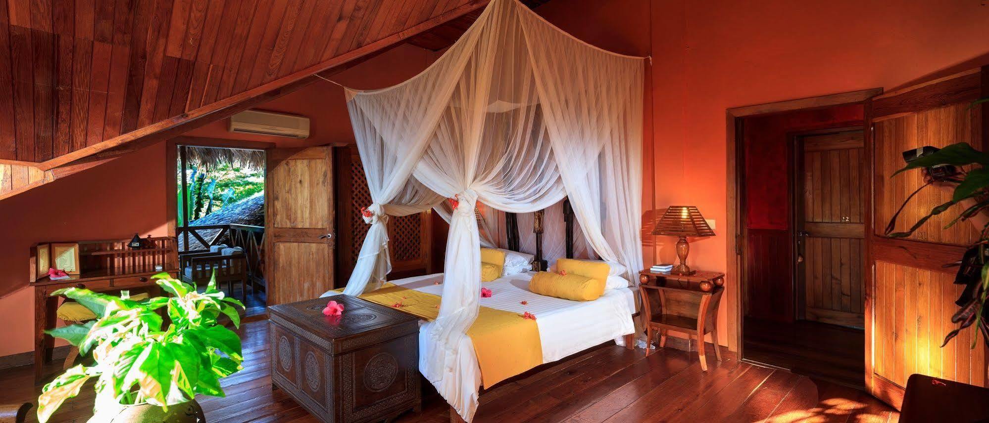 Nosy Be Hotel & Spa Ambaro Экстерьер фото